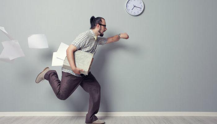 لائحة التأخير عن العمل: فهم الأسباب والتأثيرات على بيئة العمل
